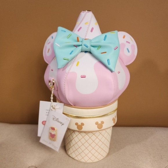 Loungefly Stitch Shoppe Disney Minnie Soft Serve Ice Cream Crossbody Bag NEW - Picture 1 of 15